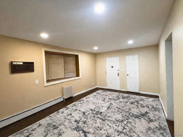 22105 67th Avenue 1A, Oakland Gardens NY 11364