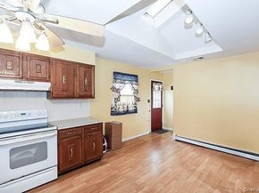 6 Oakdale Avenue, Selden NY 11784