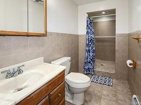 6 Oakdale Avenue, Selden NY 11784