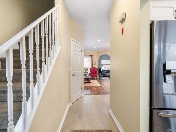 654 Birchwood Park Drive, Middle Island NY 11953