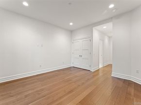 2 Weaver Street 12, Scarsdale NY 10583