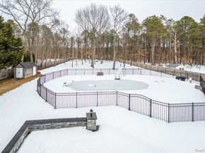 47 Cobblestone Drive, Shoreham NY 11786