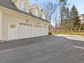 16 Hall Road, Briarcliff Manor NY 10510