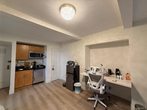 5 Tudor City Place 207, New York (Manhattan) NY 10017