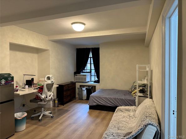 5 Tudor City Place 207, New York (Manhattan) NY 10017