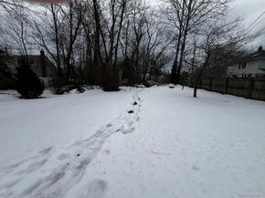 7 Gerhardy Court, East Islip NY 11730