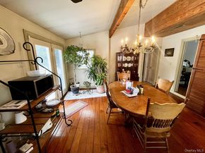 7 Gerhardy Court, East Islip NY 11730