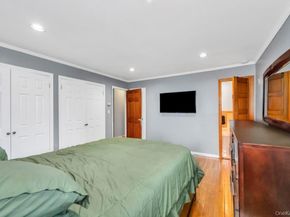 3263 Milburn Avenue, Baldwin Harbor NY 11510