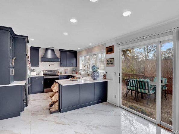3 Livingston Street, Saint James NY 11780