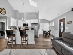 11 Mississippi Avenue, Port Jefferson Station NY 11776