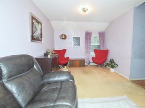 338 Pond Path, East Setauket NY 11733