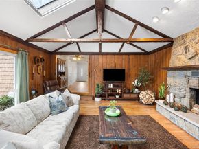 88 Evans Avenue, Albertson NY 11507