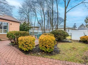 88 Evans Avenue, Albertson NY 11507