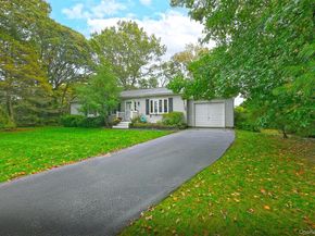 87 9th Avenue, Holtsville NY 11742