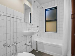 30-83 Crescent Street 2B, Astoria NY 11102