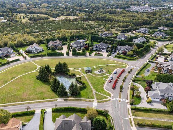 4 Spring Lane, Southampton NY 11968