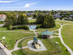 4 Spring Lane, Southampton NY 11968