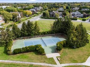 4 Spring Lane, Southampton NY 11968