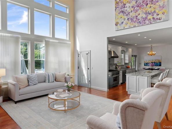 4 Spring Lane, Southampton NY 11968