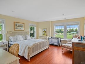 4 Spring Lane, Southampton NY 11968