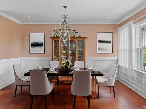 4 Spring Lane, Southampton NY 11968