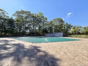 144 Edinburgh Drive, Ridge NY 11961