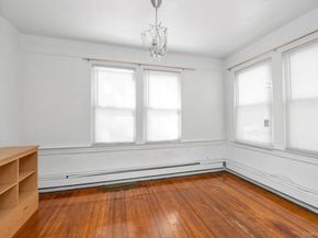 12401 9 Ave, College Point NY 11356