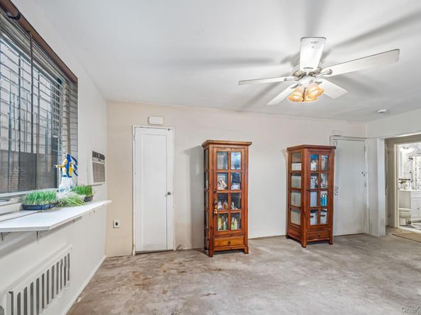249-26 57th Avenue 2nd Fl, Little Neck NY 11362