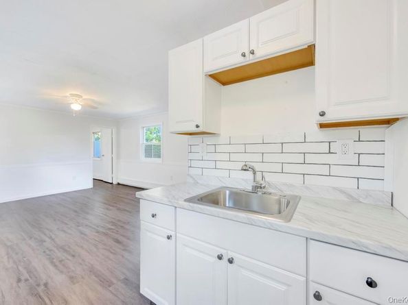 36 7th Avenue, Brentwood NY 11717