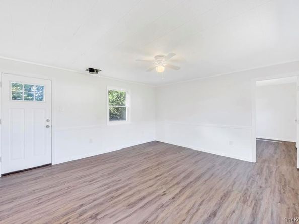 36 7th Avenue, Brentwood NY 11717