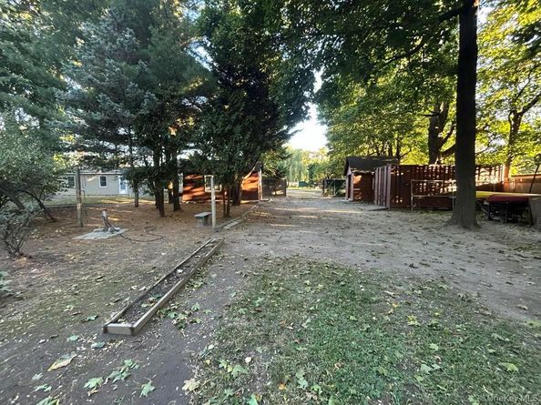 36 7th Avenue, Brentwood NY 11717