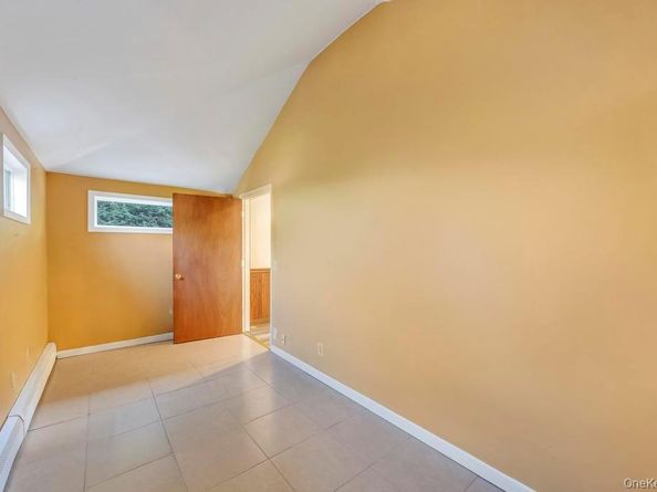 36 7th Avenue, Brentwood NY 11717