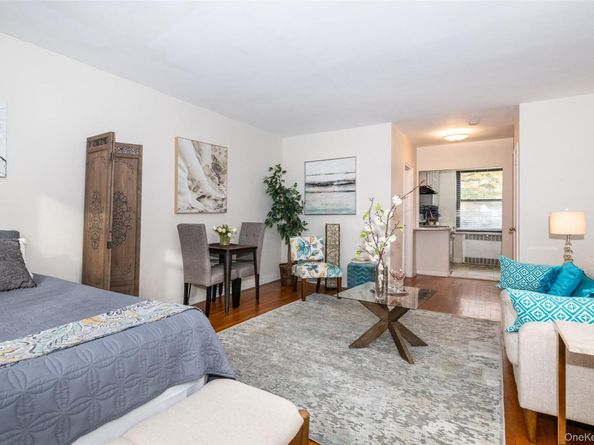 153 E Hartsdale Avenue 1B, Hartsdale NY 10530