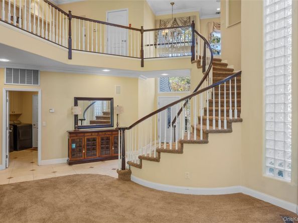 169 Hamlet Drive, Mount Sinai NY 11766