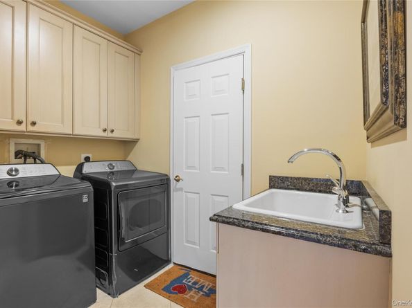 169 Hamlet Drive, Mount Sinai NY 11766