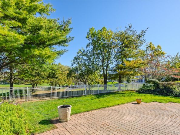 169 Hamlet Drive, Mount Sinai NY 11766