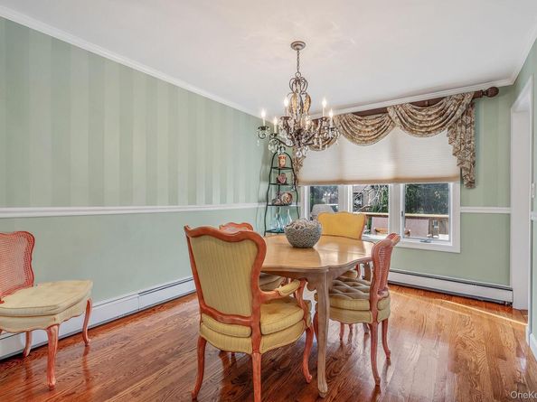 2994 Lonni Lane, Merrick NY 11566