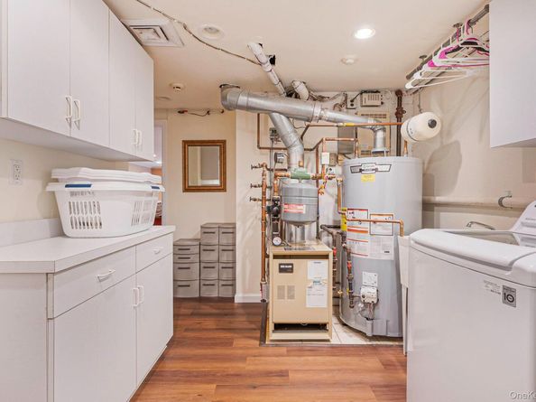 2994 Lonni Lane, Merrick NY 11566