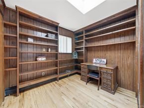 15 Santam Court, Bay Shore NY 11706