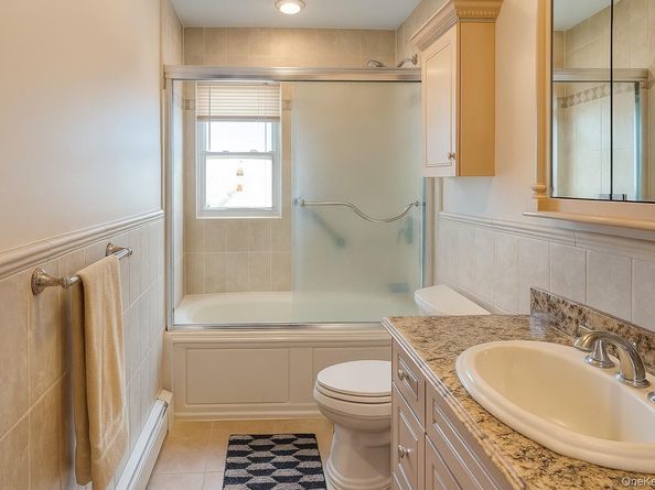 175 Hamilton Avenue, Island Park NY 11558