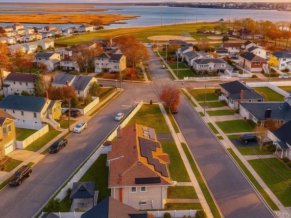 175 Hamilton Avenue, Island Park NY 11558