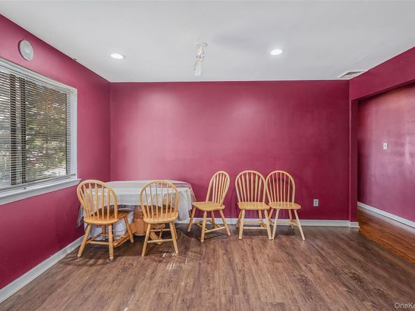 425 41st Street, Babylon NY 11726
