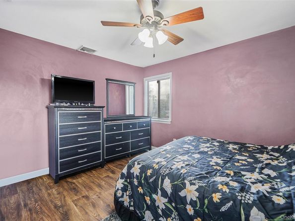 425 41st Street, Babylon NY 11726