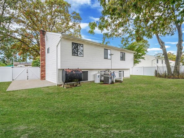 425 41st Street, Babylon NY 11726