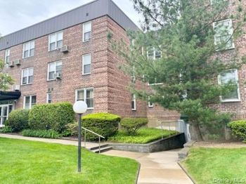 530 Dubois Avenue