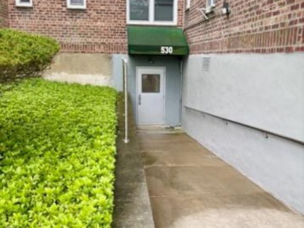 530 Dubois Avenue 2C, Valley Stream NY 11581