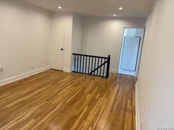 220-26 73rd Avenue 2, Bayside NY 11364