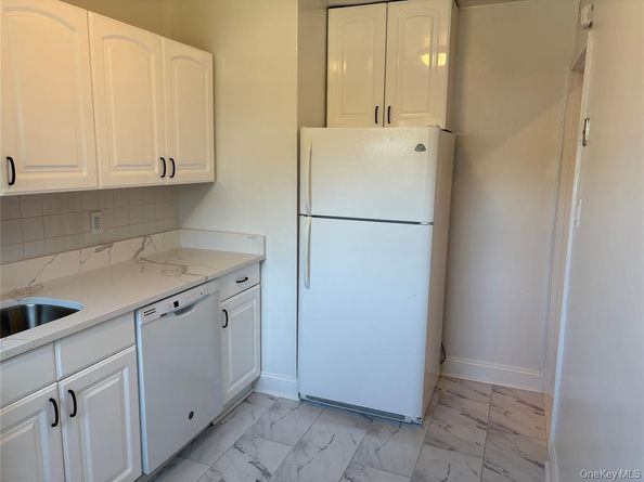 220-26 73rd Avenue 2, Bayside NY 11364