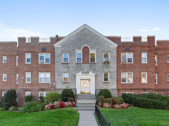 108 S Village 2B, Rockville Centre NY 11570