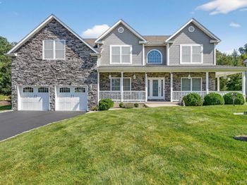 6 Clarion Drive